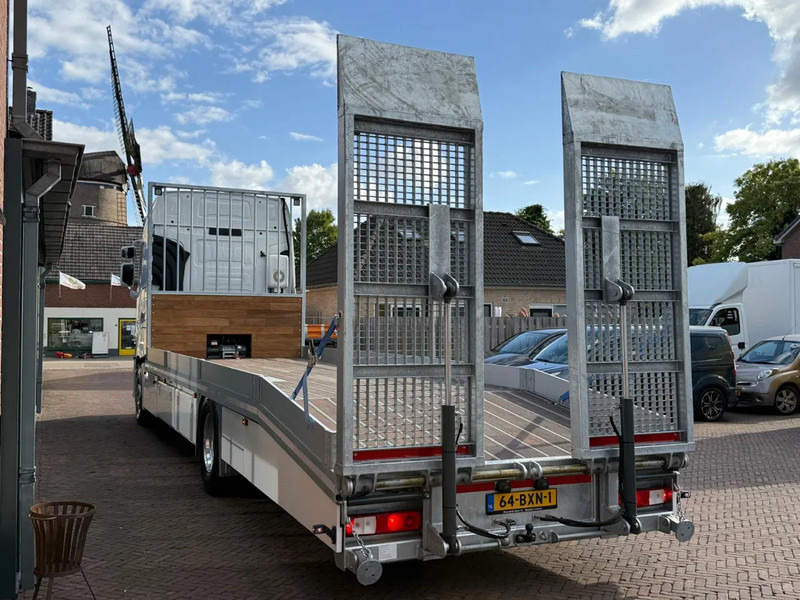 Renault T530 HIGH SHOWTRUCK Unused MULTI Transporter Full Option! - Autószállító teherautó: 5 kép. Renault T530 HIGH SHOWTRUCK Unused MULTI Transporter Full Option! - Autószállító teherautó: 5 kép.