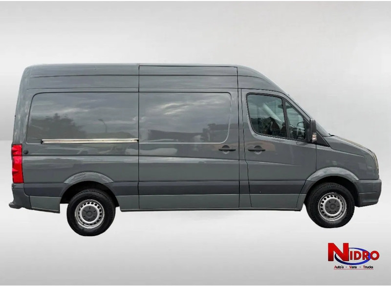 Volkswagen Crafter 50 2.0 136 PK 3 zits Airco Cruise Camera Nette Auto! 11/2015 - Furgon: 2 kép. Volkswagen Crafter 50 2.0 136 PK 3 zits Airco Cruise Camera Nette Auto! 11/2015 - Furgon: 2 kép.