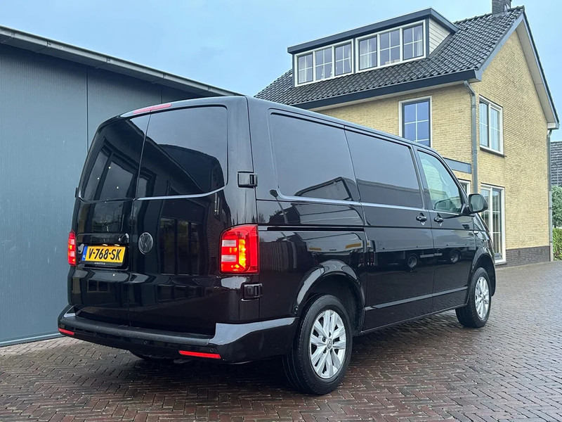 Volkswagen Transporter 2.0 TDI 150PK AUTOMAAT LEER NAVI LMV - Kis furgon: 4 kép. Volkswagen Transporter 2.0 TDI 150PK AUTOMAAT LEER NAVI LMV - Kis furgon: 4 kép.