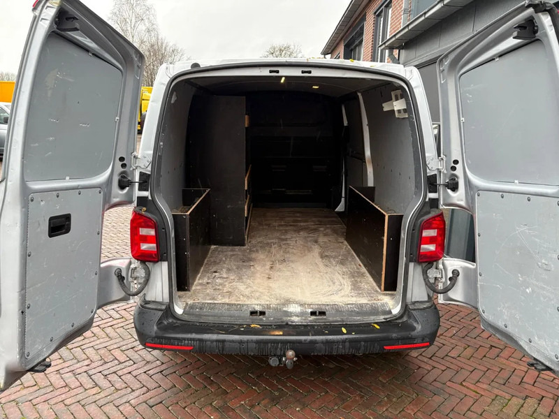 Volkswagen Transporter Lichte Schade 2.0 tdi L2 Carplay PDC boekjes Carpas - Kis furgon: 5 kép. Volkswagen Transporter Lichte Schade 2.0 tdi L2 Carplay PDC boekjes Carpas - Kis furgon: 5 kép.