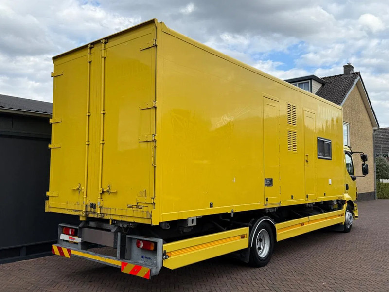 Volvo FL 12.240 STAND Airco 2x bed Douche Heater - Dobozos felépítményű teherautó: 2 kép. Volvo FL 12.240 STAND Airco 2x bed Douche Heater - Dobozos felépítményű teherautó: 2 kép.