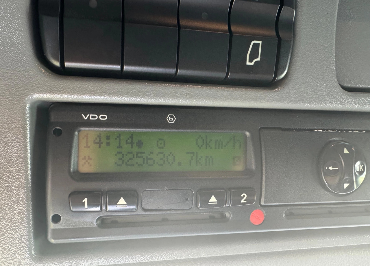 MERCEDES-BENZ ACTROS 2648 HDS 44TON /M 28 METRÓW R/C - Darus autó: 4 kép. MERCEDES-BENZ ACTROS 2648 HDS 44TON /M 28 METRÓW R/C - Darus autó: 4 kép.