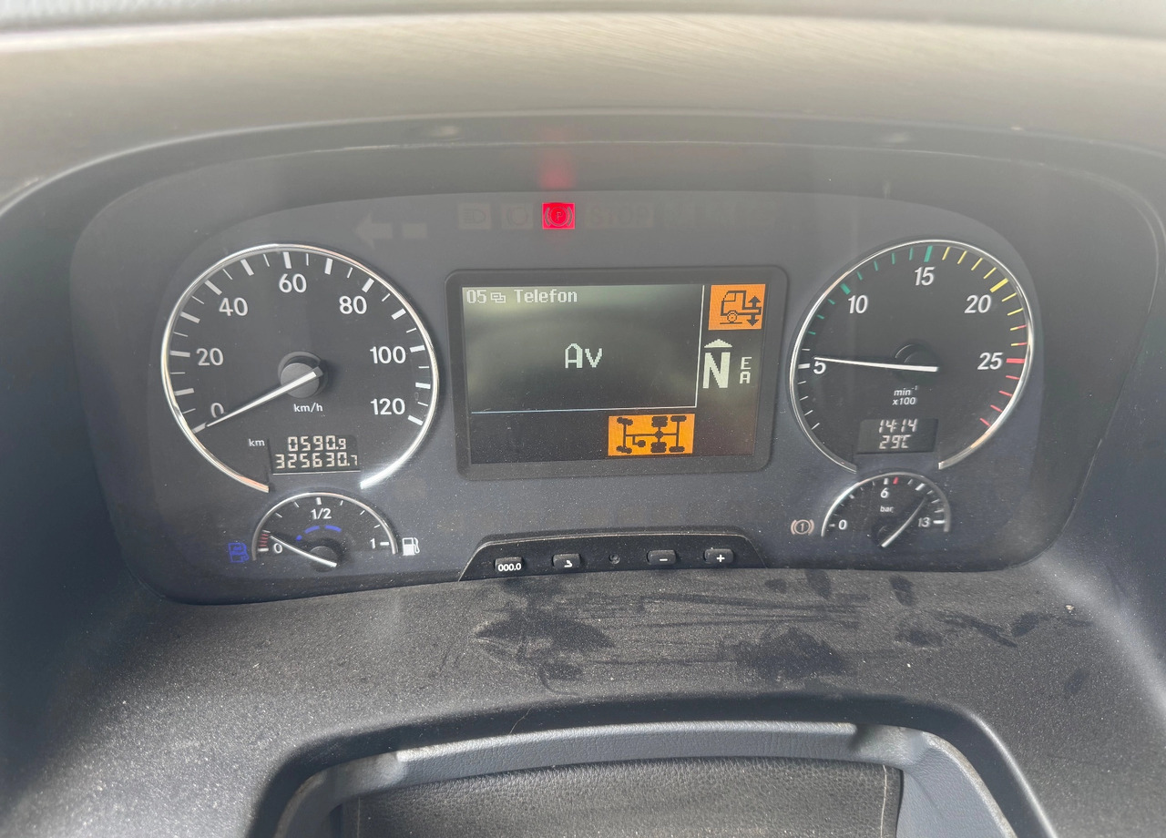 MERCEDES-BENZ ACTROS 2648 HDS 44TON /M 28 METRÓW R/C - Darus autó: 3 kép. MERCEDES-BENZ ACTROS 2648 HDS 44TON /M 28 METRÓW R/C - Darus autó: 3 kép.