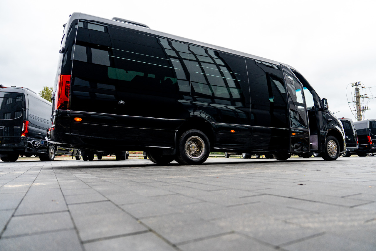 MERCEDES-BENZ SPRINTER 519 CDI (MB BUSPERFECT) - Minibusz, Kisbusz: 3 kép. MERCEDES-BENZ SPRINTER 519 CDI (MB BUSPERFECT) - Minibusz, Kisbusz: 3 kép.