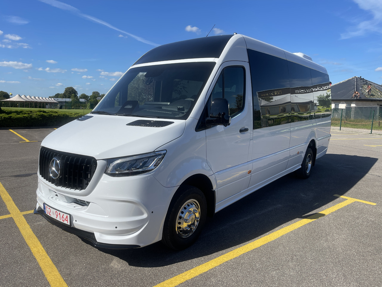 MERCEDES-BENZ SPRINTER 519 CDI (MB BUSPERFECT) - Minibusz, Kisbusz: 1 kép. MERCEDES-BENZ SPRINTER 519 CDI (MB BUSPERFECT) - Minibusz, Kisbusz: 1 kép.