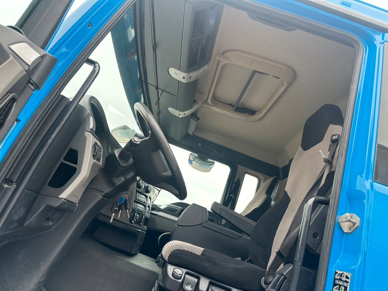 MAN TGS 26.460 6X4 Hydrodrive Bordmatik - Billenőplatós teherautó: 5 kép. MAN TGS 26.460 6X4 Hydrodrive Bordmatik - Billenőplatós teherautó: 5 kép.