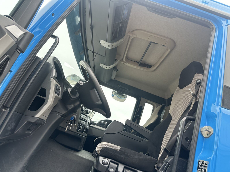 MAN TGS 26.460 - Billenőplatós teherautó: 5 kép. MAN TGS 26.460 - Billenőplatós teherautó: 5 kép.