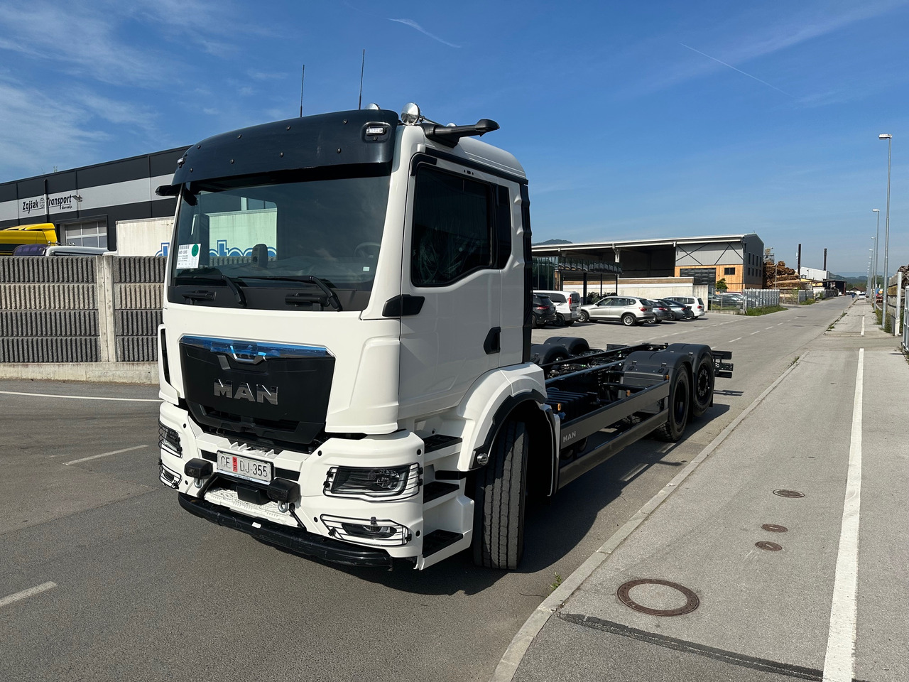 MAN TGS 26.520 6X2H-4 BL Hydrodrive - Alvaz teherautó: 2 kép. MAN TGS 26.520 6X2H-4 BL Hydrodrive - Alvaz teherautó: 2 kép.