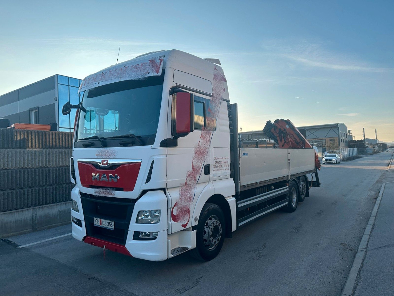 MAN TGX 26.440 6X2 Intarder ATLAS 165 - Platós teherautó, Darus autó: 2 kép. MAN TGX 26.440 6X2 Intarder ATLAS 165 - Platós teherautó, Darus autó: 2 kép.