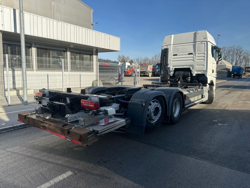 MAN TGX 26.520 LL klima Led - Alvaz teherautó: 4 kép. MAN TGX 26.520 LL klima Led - Alvaz teherautó: 4 kép.