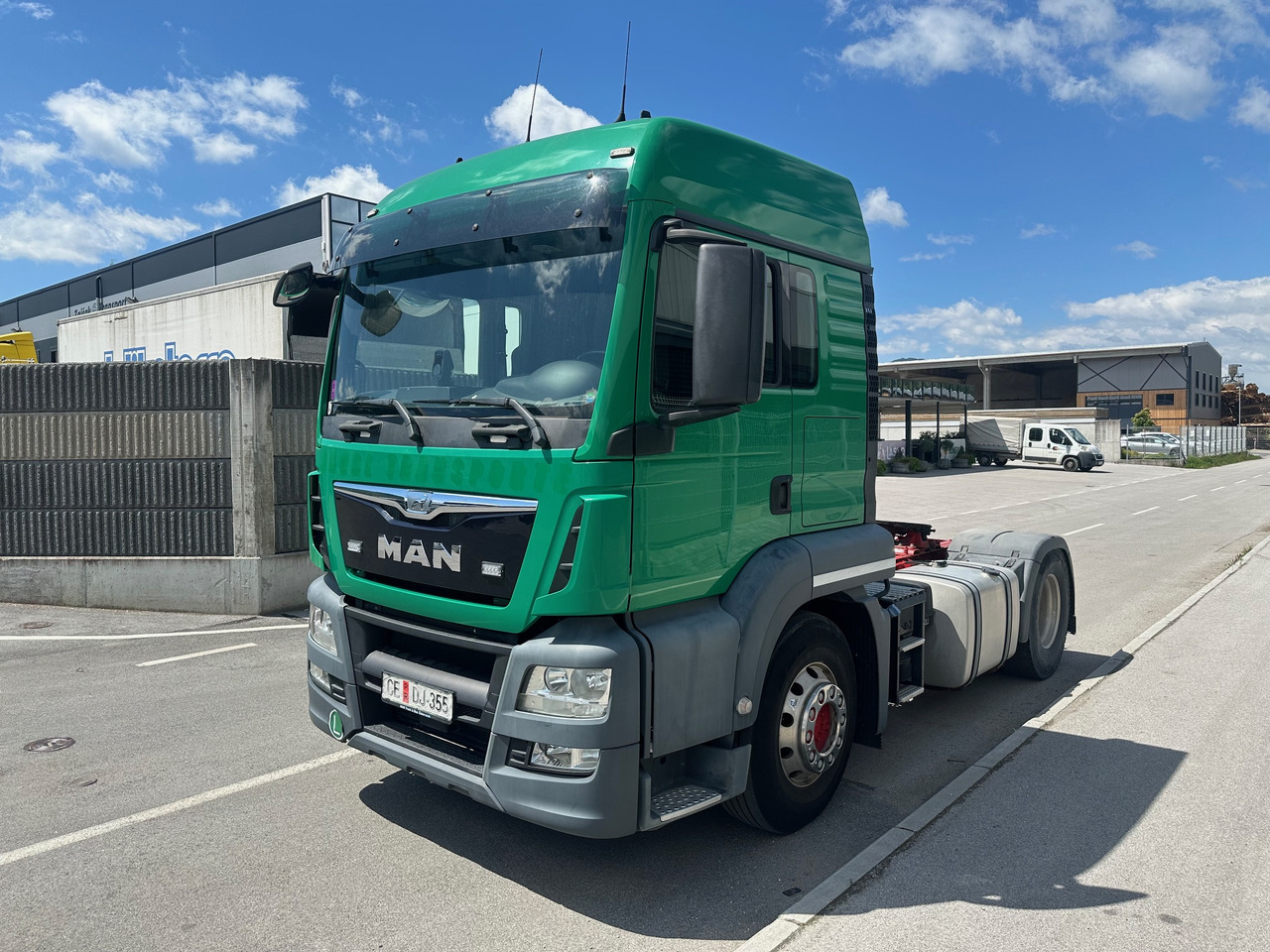 MAN TGS 18.440 4X2 BLS euro 6 - Nyergesvontató: 2 kép. MAN TGS 18.440 4X2 BLS euro 6 - Nyergesvontató: 2 kép.