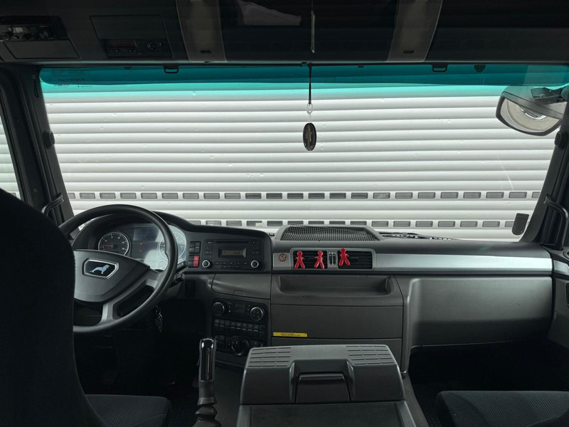 Nyergesvontató MAN TGS 18.440: 6 kép.