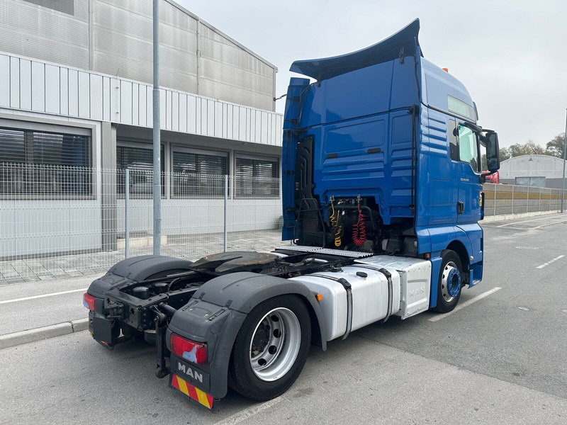 MAN TGX 18.500 - Nyergesvontató: 4 kép. MAN TGX 18.500 - Nyergesvontató: 4 kép.