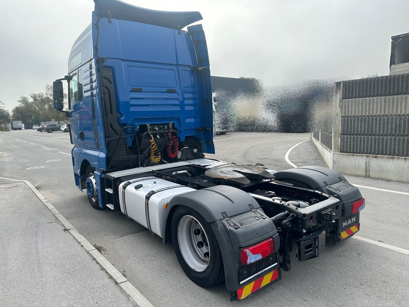 MAN TGX 18.500 - Nyergesvontató: 3 kép. MAN TGX 18.500 - Nyergesvontató: 3 kép.