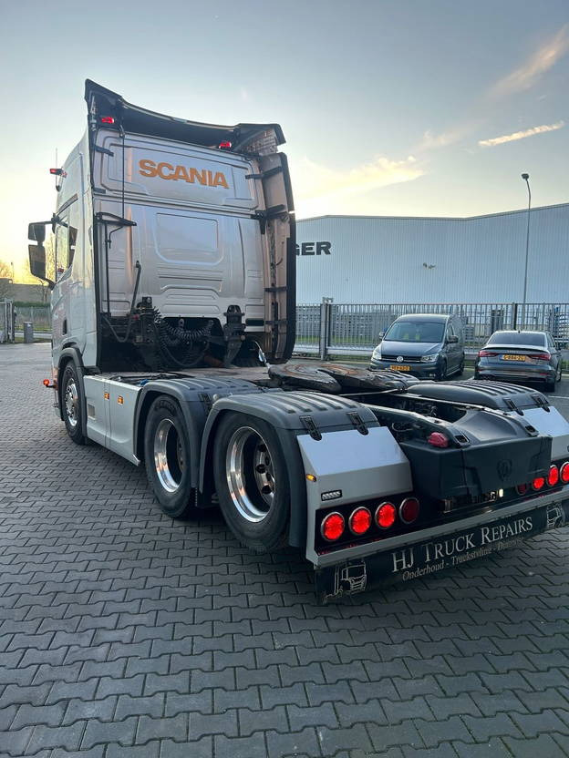 Scania R450 Boogie Showroomconditie - Nyergesvontató: 5 kép. Scania R450 Boogie Showroomconditie - Nyergesvontató: 5 kép.