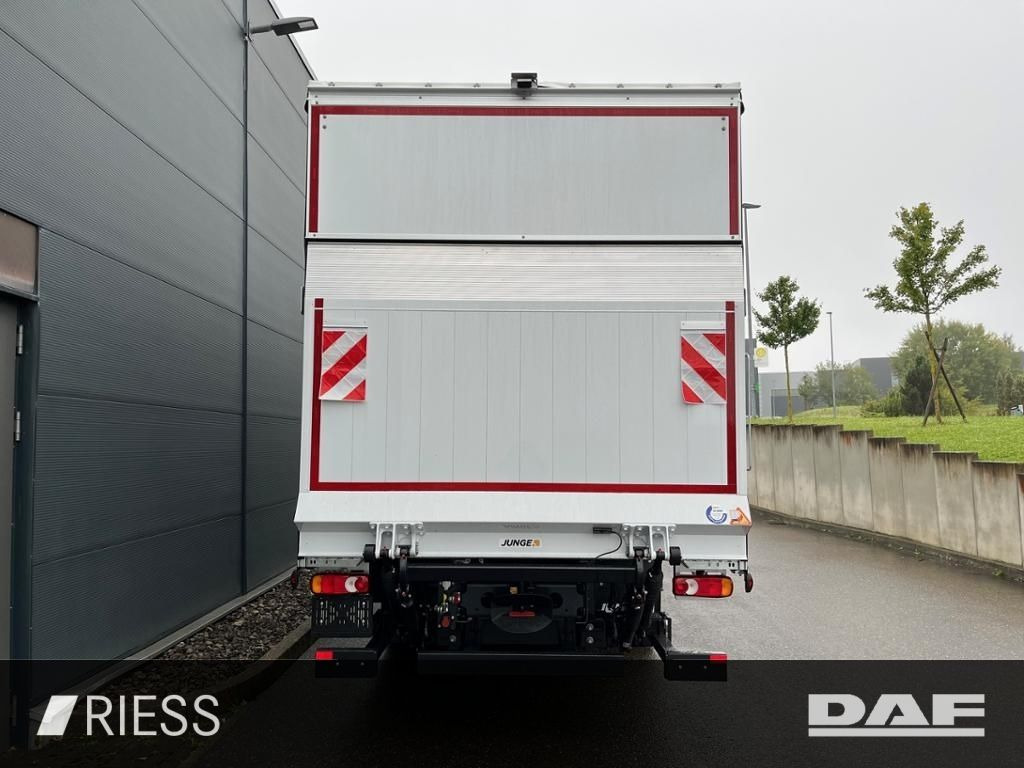 DAF XB 290 FA 16 to Pritsche Schiebeplane LBW - Ponyvás teherautó: 5 kép. DAF XB 290 FA 16 to Pritsche Schiebeplane LBW - Ponyvás teherautó: 5 kép.