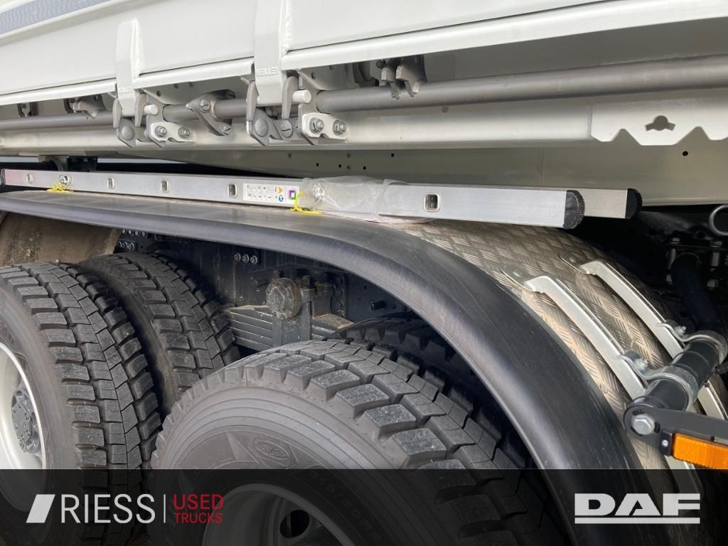 DAF XFc 480 FAT 6x4 Intarder Bordmatik Trigenius DAF XFc 480 FAT 6x4 Intarder Bordmatik Trigenius - Billenőplatós teherautó: 4 kép. DAF XFc 480 FAT 6x4 Intarder Bordmatik Trigenius DAF XFc 480 FAT 6x4 Intarder Bordmatik Trigenius - Billenőplatós teherautó: 4 kép.