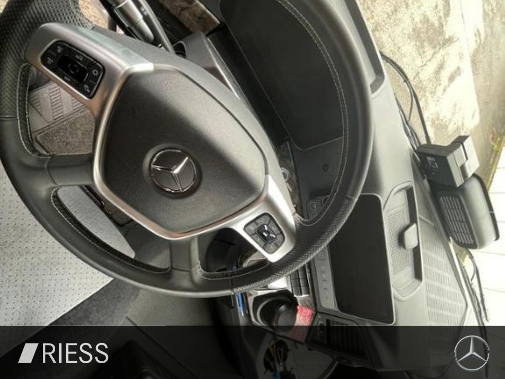 Billenőplatós teherautó Mercedes-Benz Arocs 2653 K 6x4: 8 kép.
