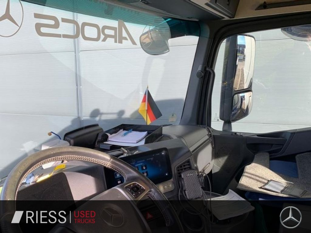Mercedes-Benz Arocs AHK AUT Kam. KlimaA LM Massage Navi - Billenőplatós teherautó: 5 kép. Mercedes-Benz Arocs AHK AUT Kam. KlimaA LM Massage Navi - Billenőplatós teherautó: 5 kép.