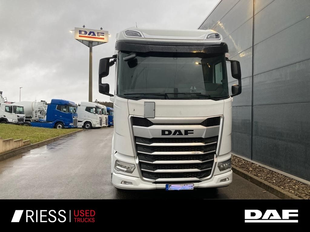 DAF XG 480 FT 4x2 Intarder - Nyergesvontató: 1 kép. DAF XG 480 FT 4x2 Intarder - Nyergesvontató: 1 kép.