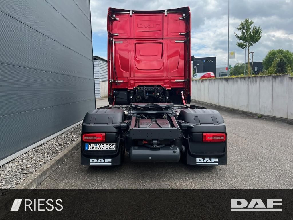 DAF XG+ 480 FT MY 2025 Vollgarantie Standklima - Nyergesvontató: 4 kép. DAF XG+ 480 FT MY 2025 Vollgarantie Standklima - Nyergesvontató: 4 kép.
