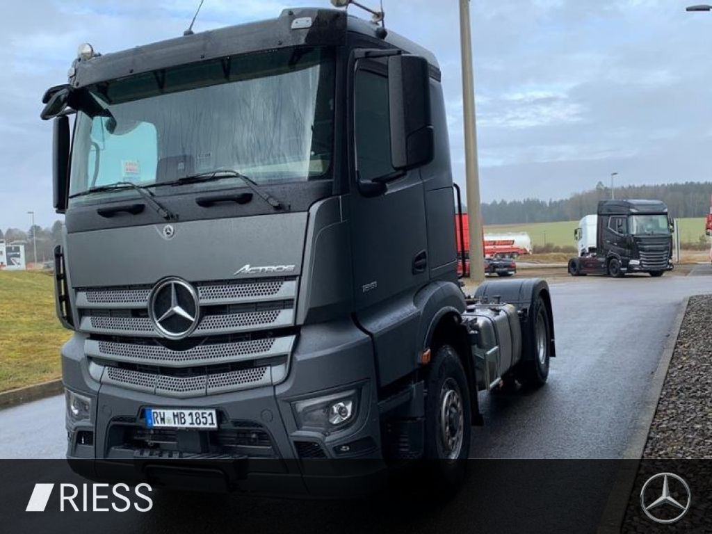 Mercedes-Benz Actros 1851 LS HAD Kipphydraulik ACC AHK AUT LED - Nyergesvontató: 2 kép. Mercedes-Benz Actros 1851 LS HAD Kipphydraulik ACC AHK AUT LED - Nyergesvontató: 2 kép.