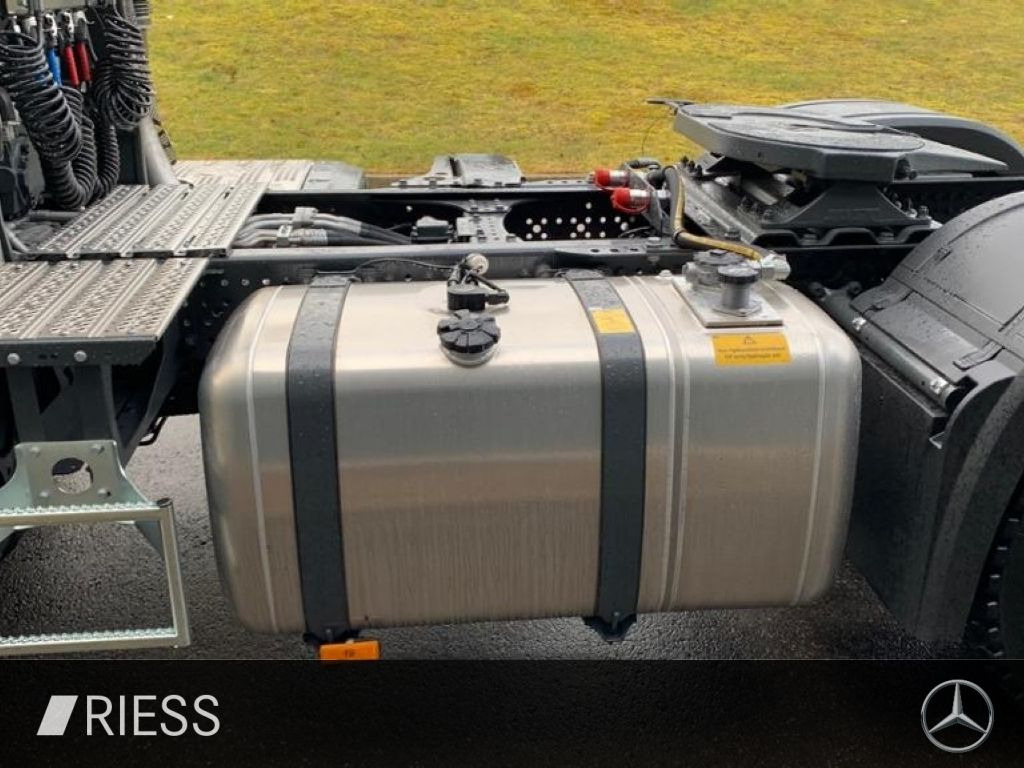 Mercedes-Benz Actros 1851 LS HAD Kipphydraulik ACC AHK AUT LED - Nyergesvontató: 5 kép. Mercedes-Benz Actros 1851 LS HAD Kipphydraulik ACC AHK AUT LED - Nyergesvontató: 5 kép.