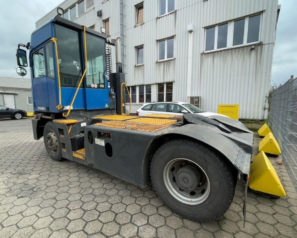 Kalmar T2 - Terminál targoncá: 5 kép. Kalmar T2 - Terminál targoncá: 5 kép.