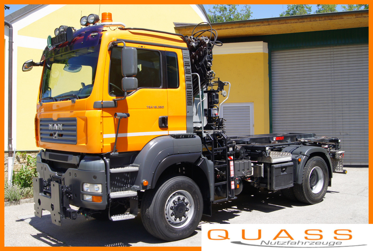 MAN TGA 18.360 BL 4x4/Euro 4/TÜV/HIAB 111/MULTILIFT/Winterdienst - Horgos rakodó teherautó, Darus autó: 1 kép. MAN TGA 18.360 BL 4x4/Euro 4/TÜV/HIAB 111/MULTILIFT/Winterdienst - Horgos rakodó teherautó, Darus autó: 1 kép.