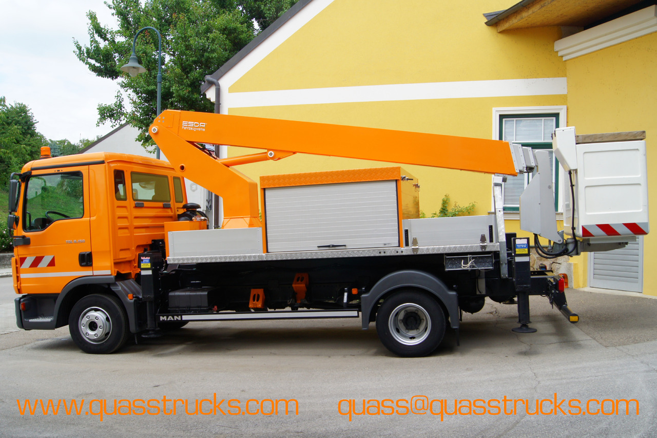 MAN TGL 8.150/TÜV/ESDA 21,5m Hubarbeitsbühne/Steiger/EURO 5 - Emelőkosaras teherautó: 3 kép. MAN TGL 8.150/TÜV/ESDA 21,5m Hubarbeitsbühne/Steiger/EURO 5 - Emelőkosaras teherautó: 3 kép.