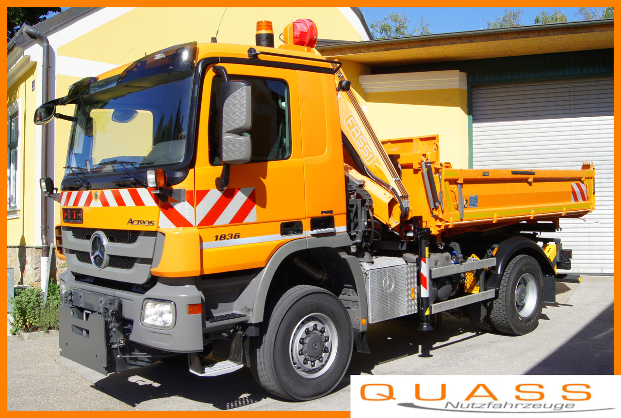 MERCEDES-BENZ ACTROS 1836 /4x4/TÜV/FASSI 110/MEILLER/Wechselsystem/Winterdienst - Darus autó: 1 kép. MERCEDES-BENZ ACTROS 1836 /4x4/TÜV/FASSI 110/MEILLER/Wechselsystem/Winterdienst - Darus autó: 1 kép.