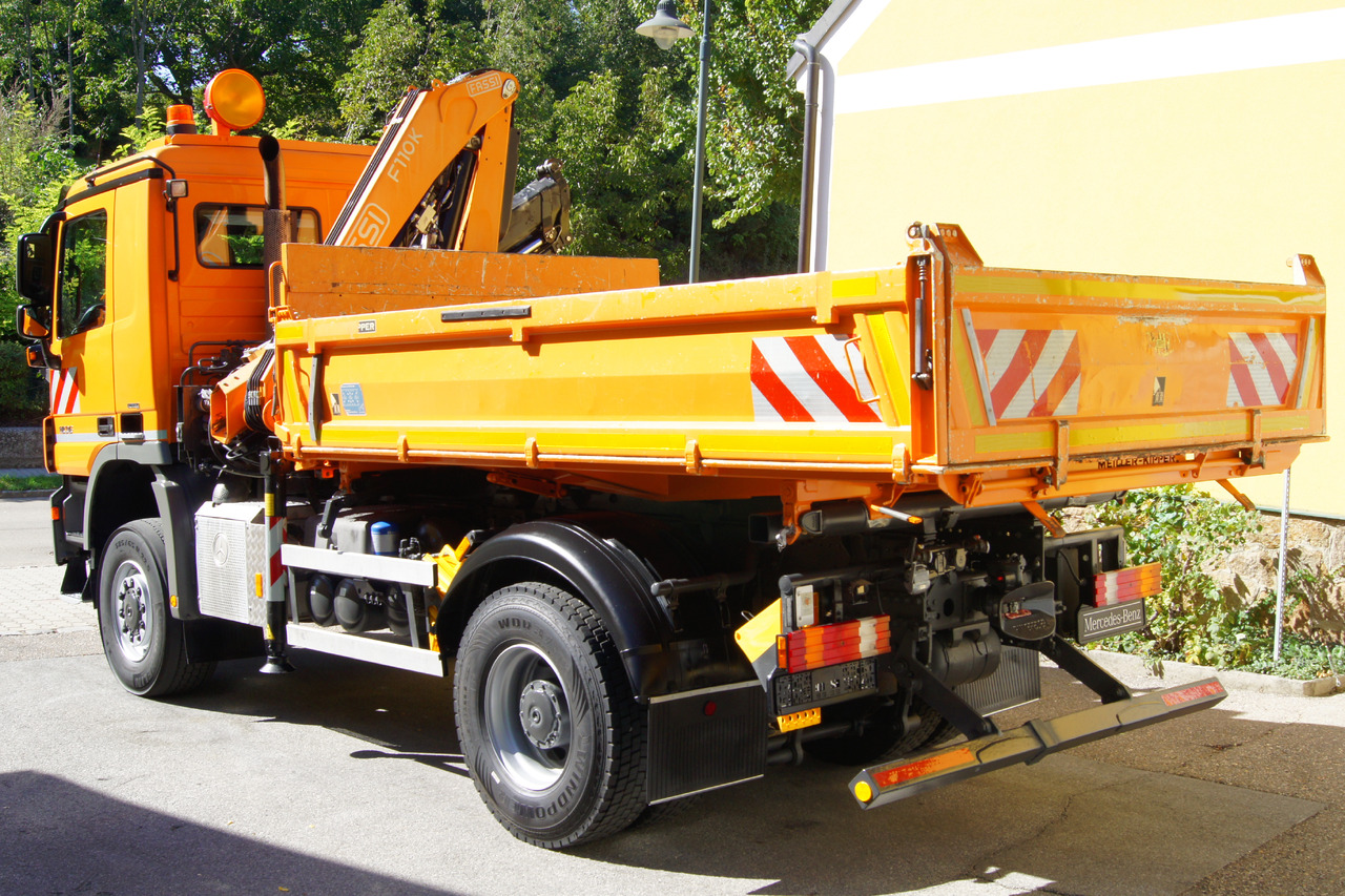 MERCEDES-BENZ ACTROS 1836 /4x4/TÜV/FASSI 110/MEILLER/Winterdienst/Wechselsystem - Billenőplatós teherautó, Darus autó: 3 kép. MERCEDES-BENZ ACTROS 1836 /4x4/TÜV/FASSI 110/MEILLER/Winterdienst/Wechselsystem - Billenőplatós teherautó, Darus autó: 3 kép.