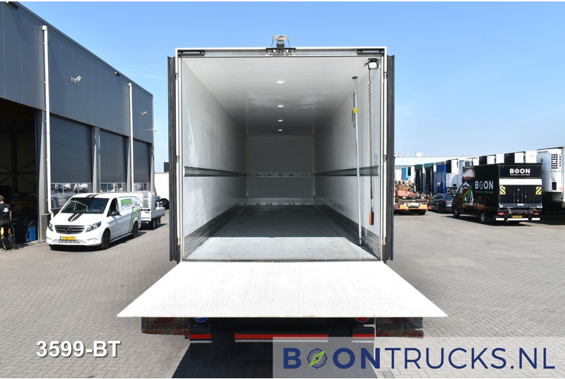 A&D LPRS 18 CITY ISO BOX | TRIDEC STUURAS * LIFTAS * 3T LAADKLEP * NIEUWSTAAT - Félpótkocsi dobozos: 2 kép. A&D LPRS 18 CITY ISO BOX | TRIDEC STUURAS * LIFTAS * 3T LAADKLEP * NIEUWSTAAT - Félpótkocsi dobozos: 2 kép.