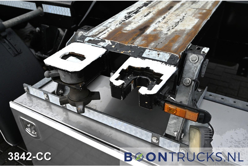 Félpótkocsi cserefelépítményes D-Tec FLEXITRAILER | 2x20-30-40-45ft HC * 2x LIFT AXLE * 3x EXTENDABLE * ADR * APK 10-2026 * NL TRAILER: 9 kép. Félpótkocsi cserefelépítményes D-Tec FLEXITRAILER | 2x20-30-40-45ft HC * 2x LIFT AXLE * 3x EXTENDABLE * ADR * APK 10-2026 * NL TRAILER: 9 kép.