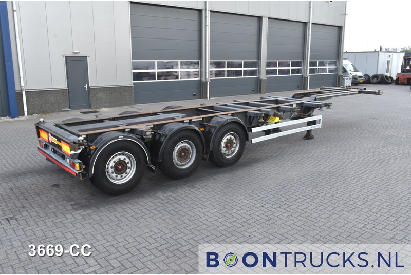 Kögel PORT 40 SIMPLEX 20 2x20-30-40ft HC * LIFT AXLE * SAF / DISC * EXTENDABLE REAR - Félpótkocsi cserefelépítményes: 1 kép. Kögel PORT 40 SIMPLEX 20 2x20-30-40ft HC * LIFT AXLE * SAF / DISC * EXTENDABLE REAR - Félpótkocsi cserefelépítményes: 1 kép.