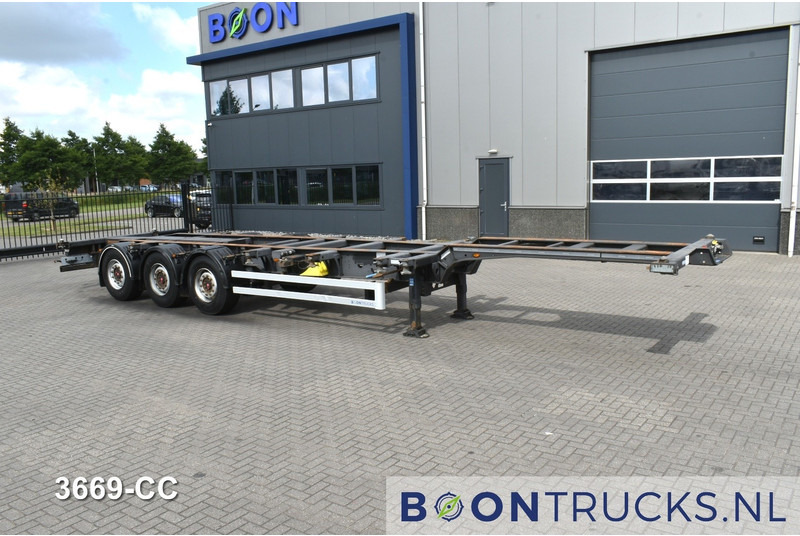 Kögel PORT 40 SIMPLEX 20 2x20-30-40ft HC * LIFT AXLE * SAF / DISC * EXTENDABLE REAR - Félpótkocsi cserefelépítményes: 4 kép. Kögel PORT 40 SIMPLEX 20 2x20-30-40ft HC * LIFT AXLE * SAF / DISC * EXTENDABLE REAR - Félpótkocsi cserefelépítményes: 4 kép.