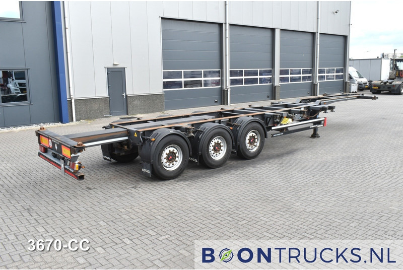 Kögel PORT 40 SIMPLEX 20 | 2x20-30-40ft HC * LIFT AXLE * SAF / DISC * EXTENDABLE REAR * MOT 02-2026 - Félpótkocsi cserefelépítményes: 2 kép. Kögel PORT 40 SIMPLEX 20 | 2x20-30-40ft HC * LIFT AXLE * SAF / DISC * EXTENDABLE REAR * MOT 02-2026 - Félpótkocsi cserefelépítményes: 2 kép.
