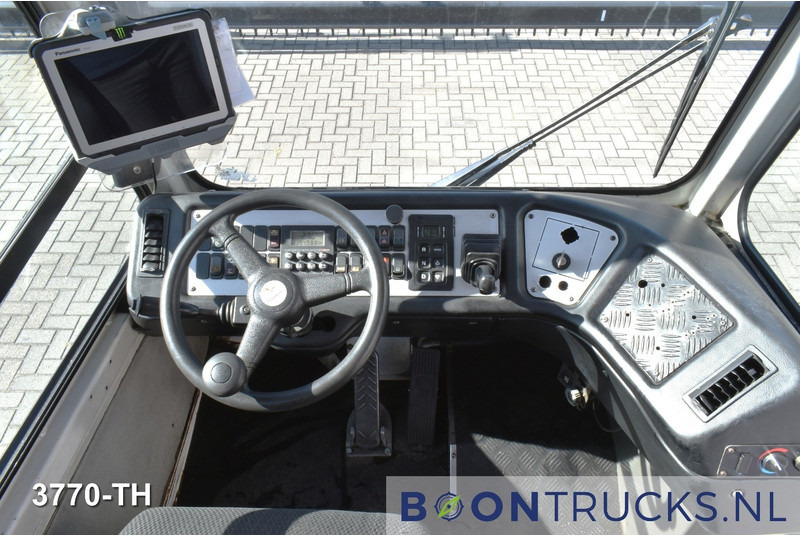 Nyergesvontató Terberg YT222 4x2 | TERMINAL TRUCK * NL KENTEKEN: 8 kép.