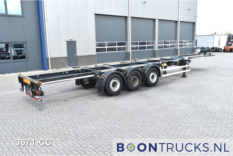 Renders EURO 925 | 2x20-30-40-45ft HC * LIFT AXLE * DISC BRAKES * EXTENDABLE REAR * MOT - Félpótkocsi cserefelépítményes: 2 kép. Renders EURO 925 | 2x20-30-40-45ft HC * LIFT AXLE * DISC BRAKES * EXTENDABLE REAR * MOT - Félpótkocsi cserefelépítményes: 2 kép.