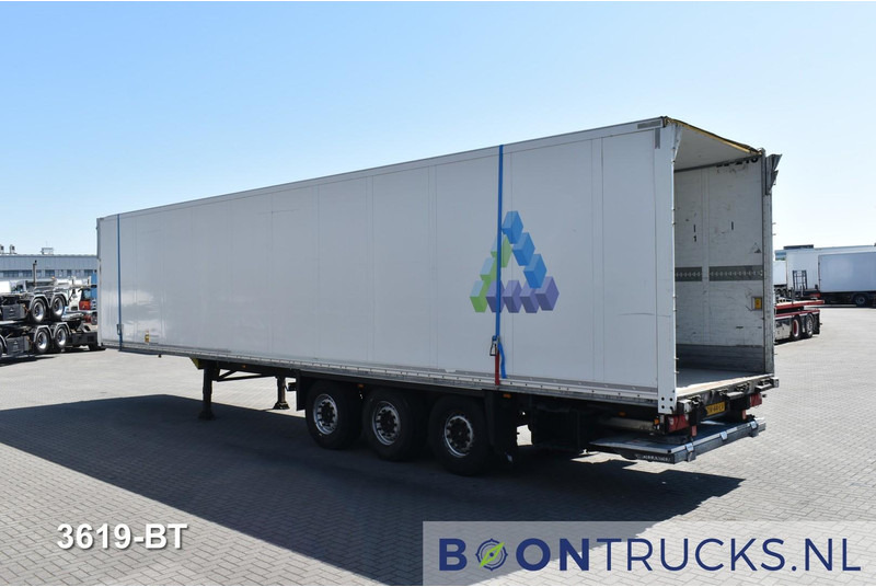 Schmitz Cargobull SCB*S3B | DAMAGED / SCHADE * TAIL LIFT (WORKING) * DISC BRAKES - Félpótkocsi dobozos: 3 kép. Schmitz Cargobull SCB*S3B | DAMAGED / SCHADE * TAIL LIFT (WORKING) * DISC BRAKES - Félpótkocsi dobozos: 3 kép.