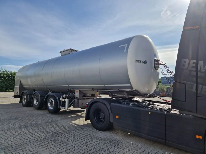 G.magyar 36000 liter geïsoleerde intra / melk tankoplegger met VSE Besturing en pomp - Tartályos félpótkocsi: 4 kép. G.magyar 36000 liter geïsoleerde intra / melk tankoplegger met VSE Besturing en pomp - Tartályos félpótkocsi: 4 kép.