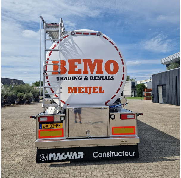 Magyar 36000 liter 1 kamer levensmiddelen tankoplegger TE HUUR / TE KOOP - Tartályos félpótkocsi: 3 kép. Magyar 36000 liter 1 kamer levensmiddelen tankoplegger TE HUUR / TE KOOP - Tartályos félpótkocsi: 3 kép.