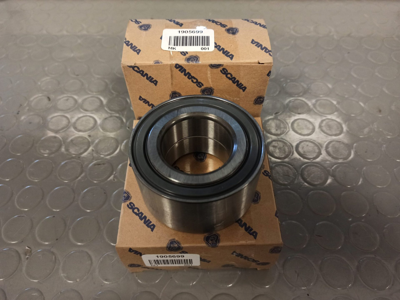 SCANIA BALL BEARING - 1905699 - Főtengely csapágy - Teherautó: 1 kép. SCANIA BALL BEARING - 1905699 - Főtengely csapágy - Teherautó: 1 kép.