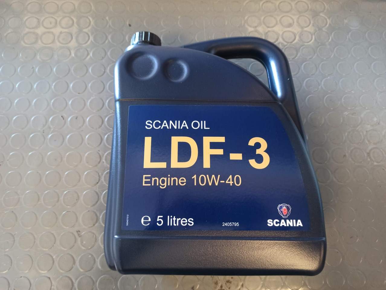 SCANIA LDF 3 ENGINE OIL - 2405795 - Motorolaj és autókozmetika: 1 kép. SCANIA LDF 3 ENGINE OIL - 2405795 - Motorolaj és autókozmetika: 1 kép.