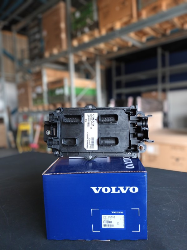 VOLVO CONTROL UNIT - 22119392 - ECU - Teherautó: 1 kép. VOLVO CONTROL UNIT - 22119392 - ECU - Teherautó: 1 kép.