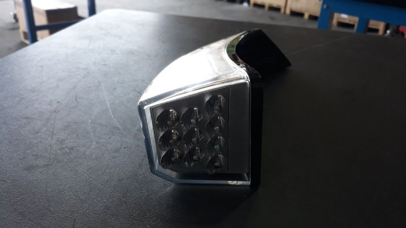 VOLVO INDICATOR LAMP - 23386782 - Irányjelző - Teherautó: 1 kép. VOLVO INDICATOR LAMP - 23386782 - Irányjelző - Teherautó: 1 kép.