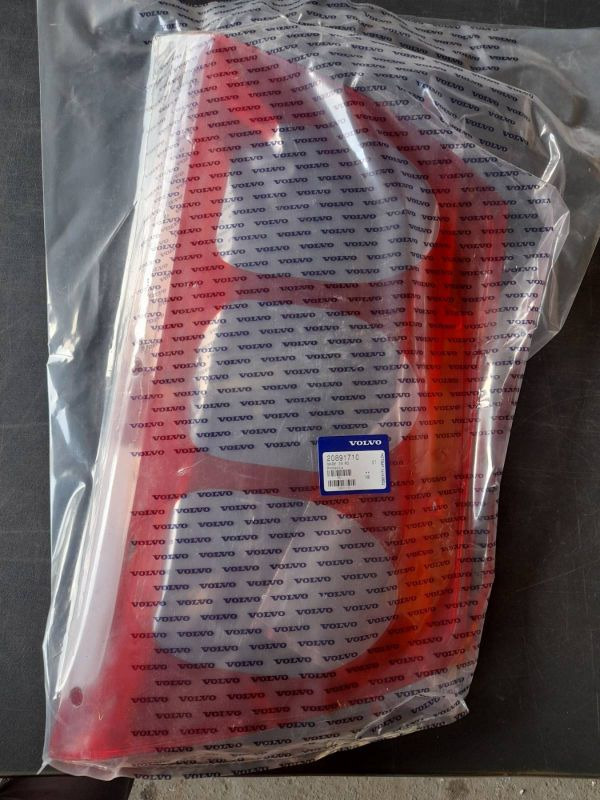 VOLVO LENS - 20891710 - Lámpá/ Világítás - Teherautó: 1 kép. VOLVO LENS - 20891710 - Lámpá/ Világítás - Teherautó: 1 kép.