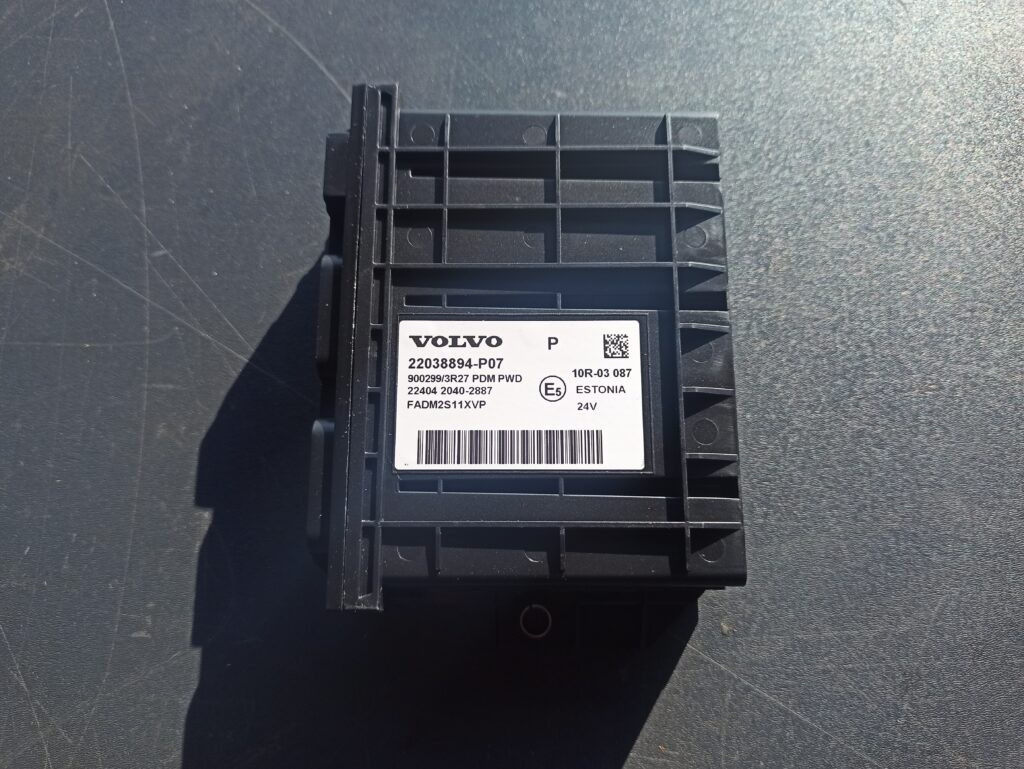 VOLVO PDM CONTROL UNIT 22038894 - ECU - Teherautó: 2 kép. VOLVO PDM CONTROL UNIT 22038894 - ECU - Teherautó: 2 kép.