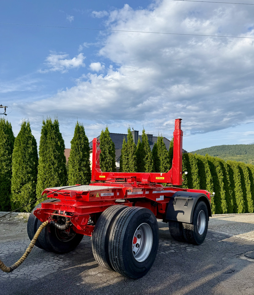 DOLL MK4 - Rönkszállító pótkocsi: 2 kép. DOLL MK4 - Rönkszállító pótkocsi: 2 kép.