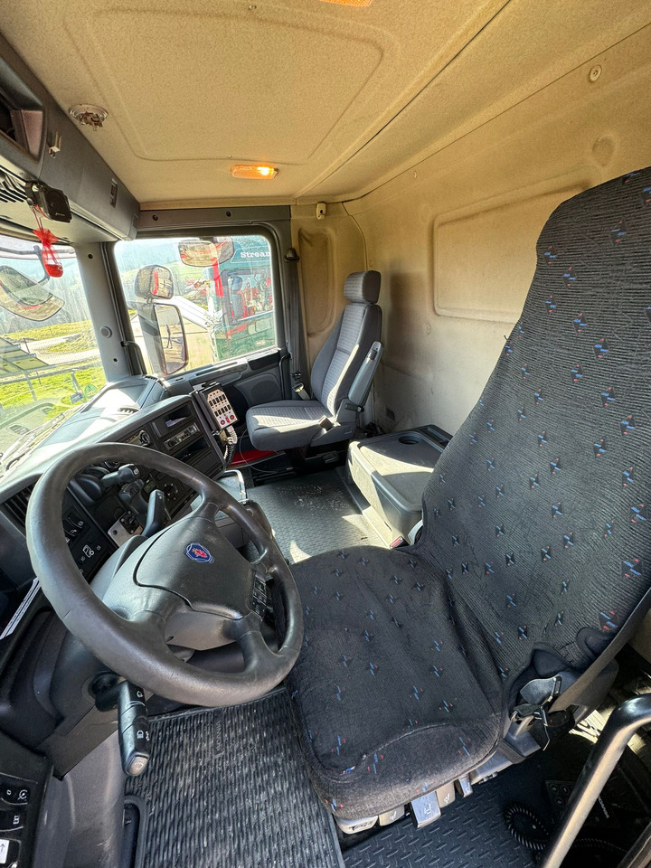 SCANIA R500 - Rönkszállító teherautó, Darus autó: 5 kép. SCANIA R500 - Rönkszállító teherautó, Darus autó: 5 kép.